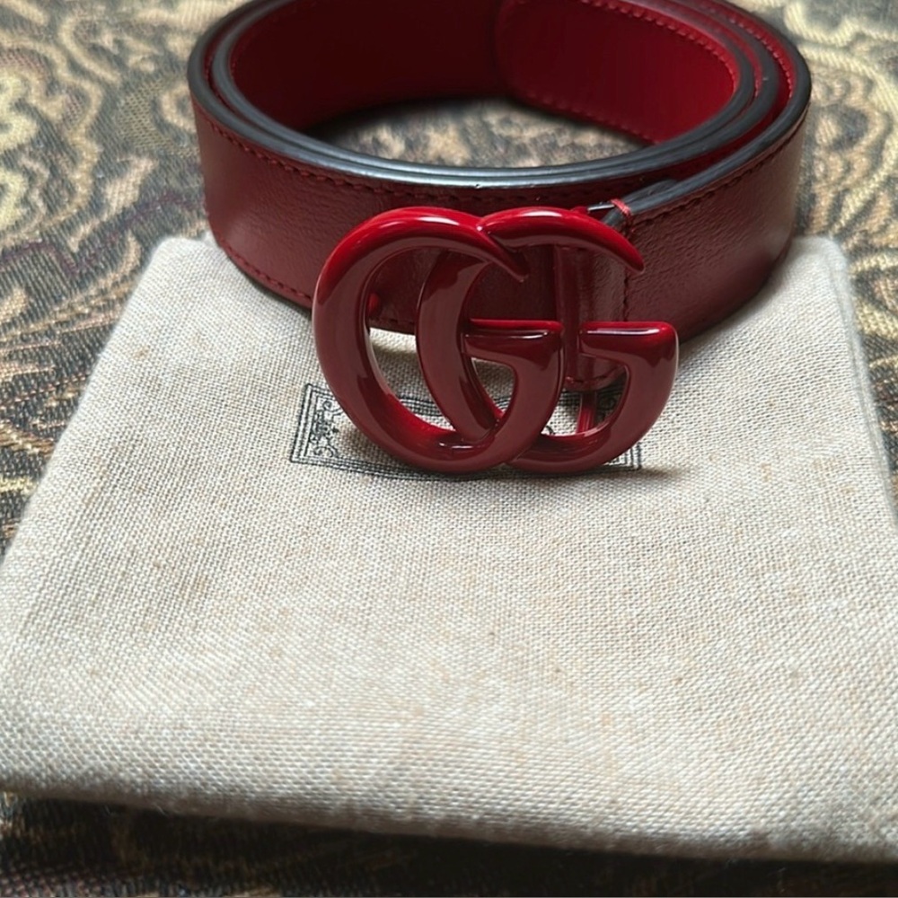 Red Kids Size Large Gucci Belt